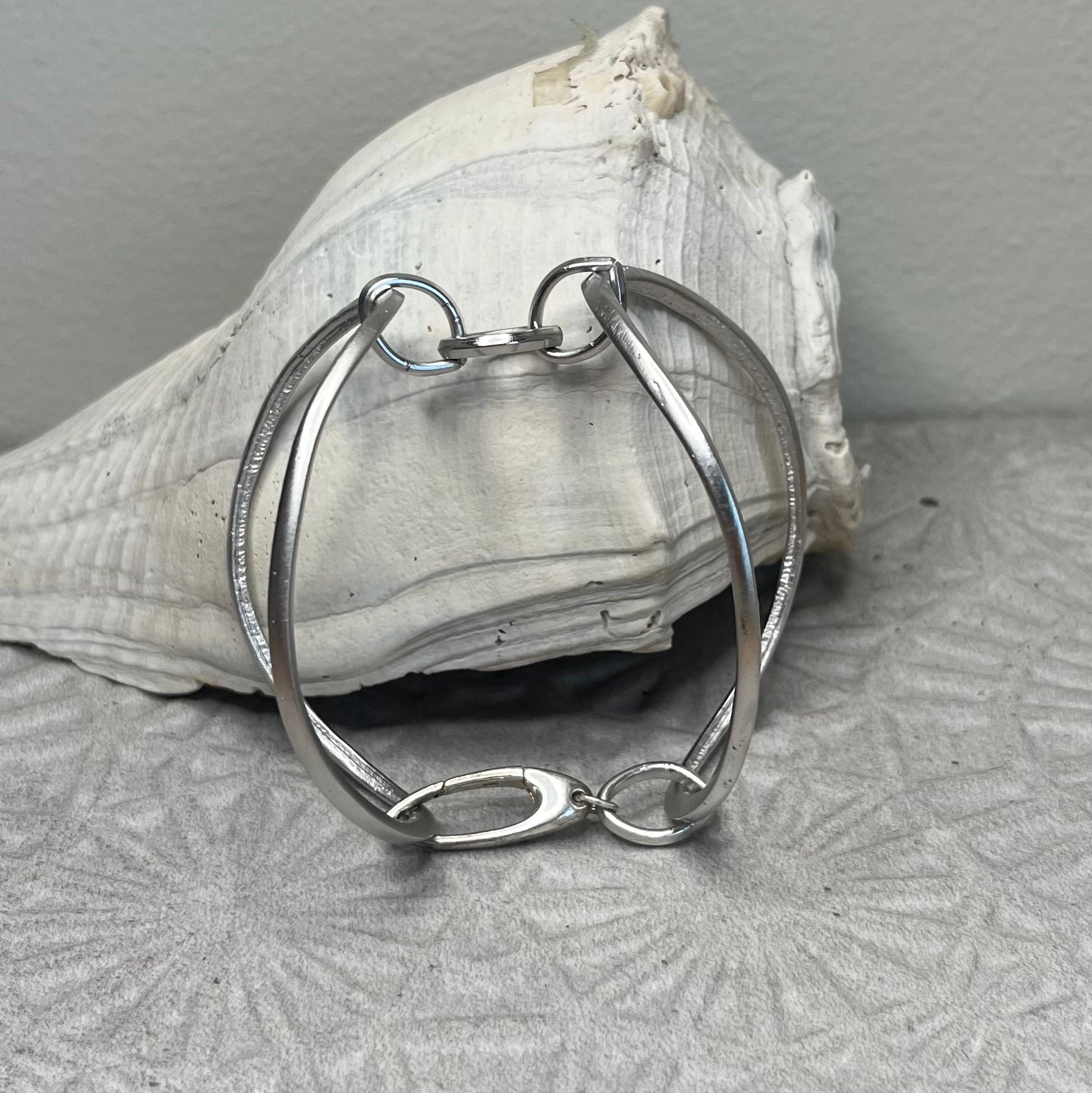 Lolo Cuff