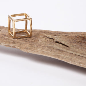 D Squared ring